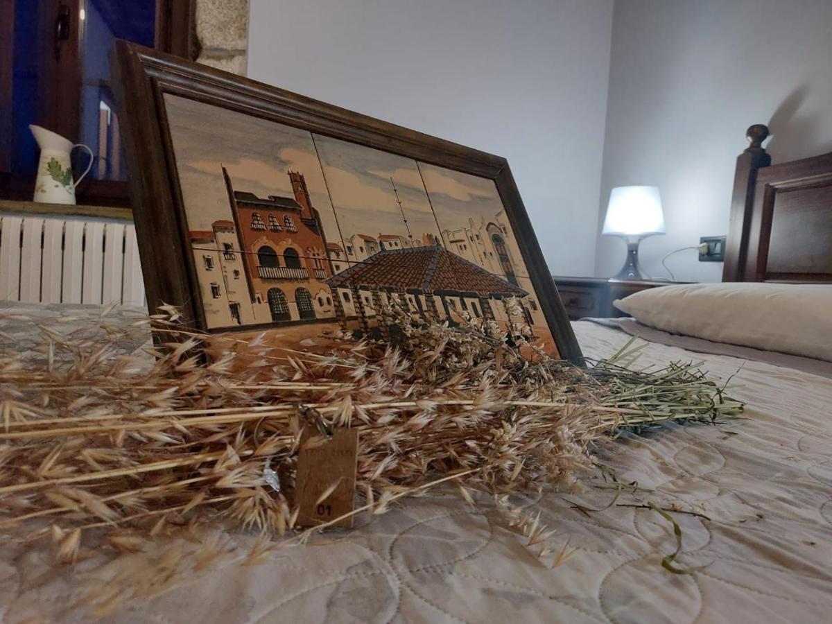La Venta Celta Hotel O Cebrero Ngoại thất bức ảnh