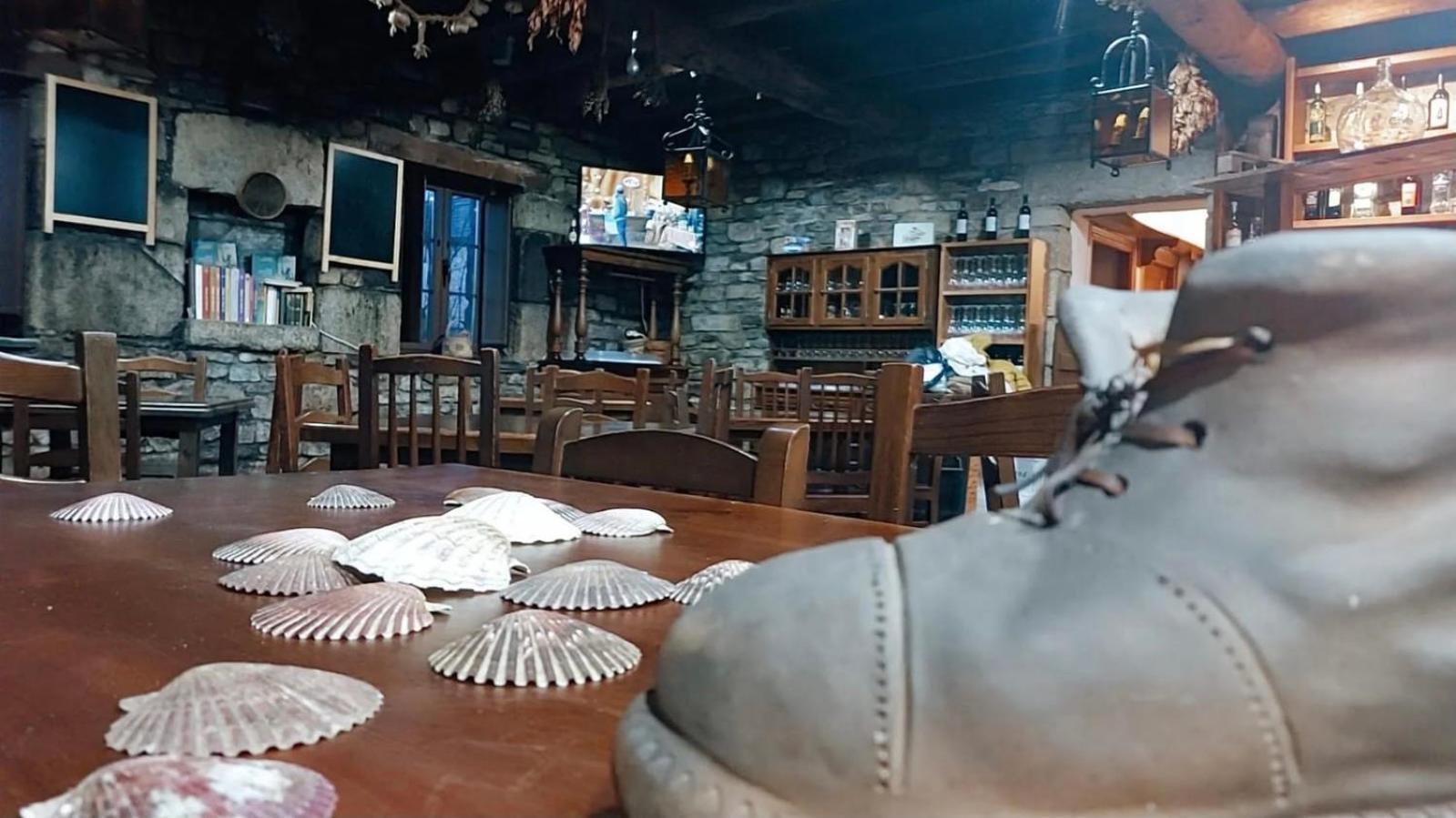 La Venta Celta Hotel O Cebrero Ngoại thất bức ảnh