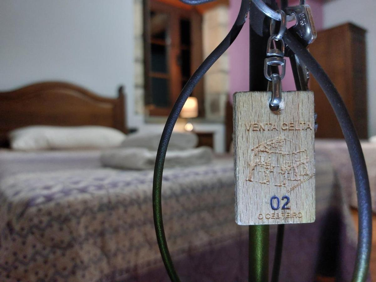 La Venta Celta Hotel O Cebrero Ngoại thất bức ảnh